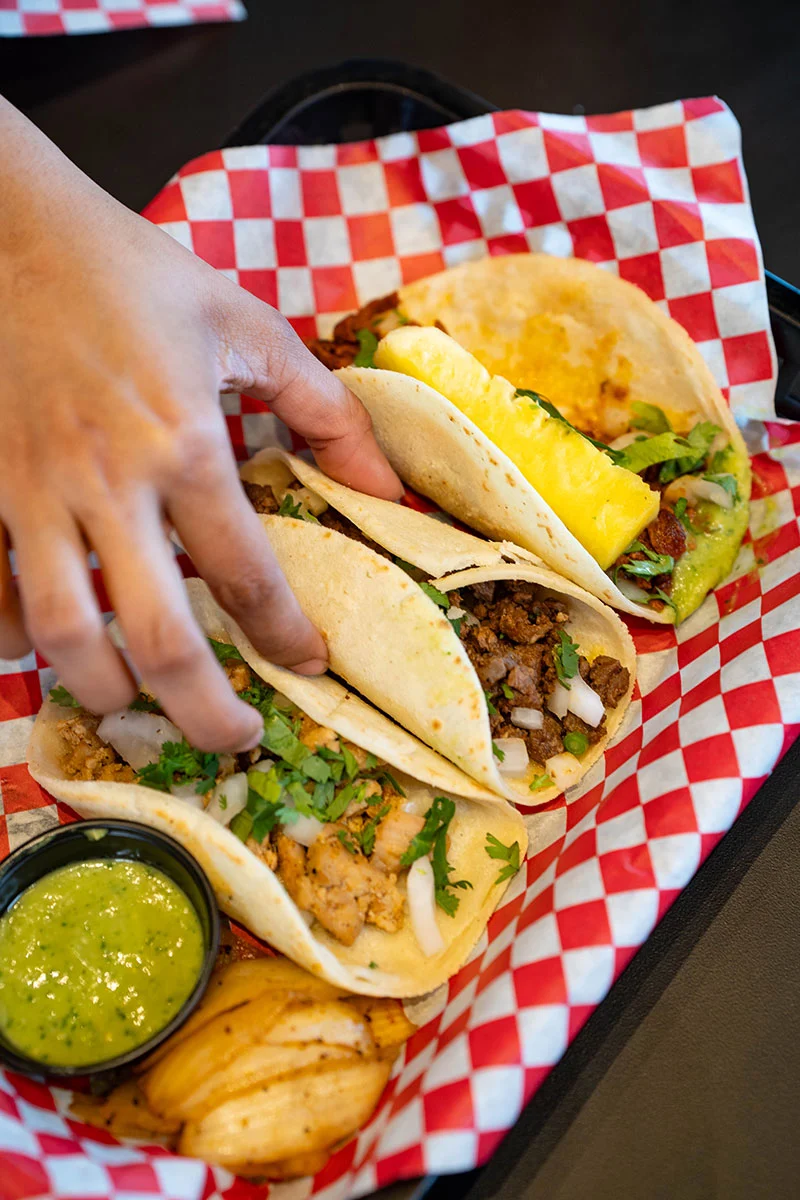 Lolis Tacos