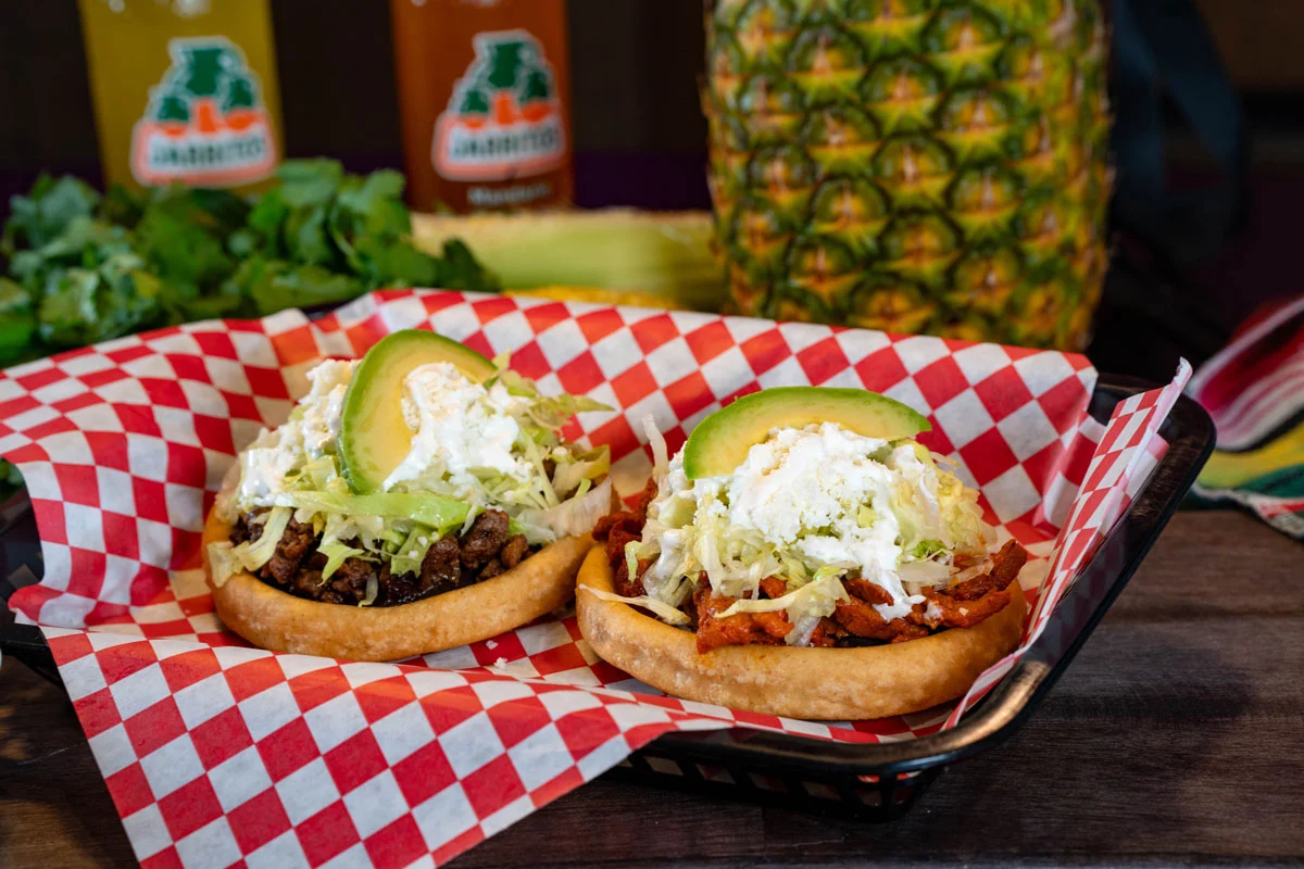 Lolis Tacos