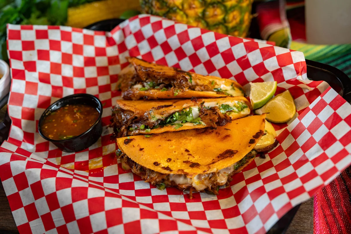 Lolis Tacos